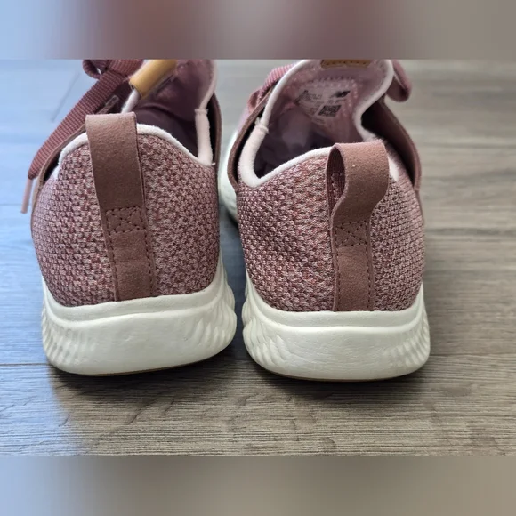 New Balance Fresh Foam Sport Womens Size 8 Pink White - Picture 6 of 8